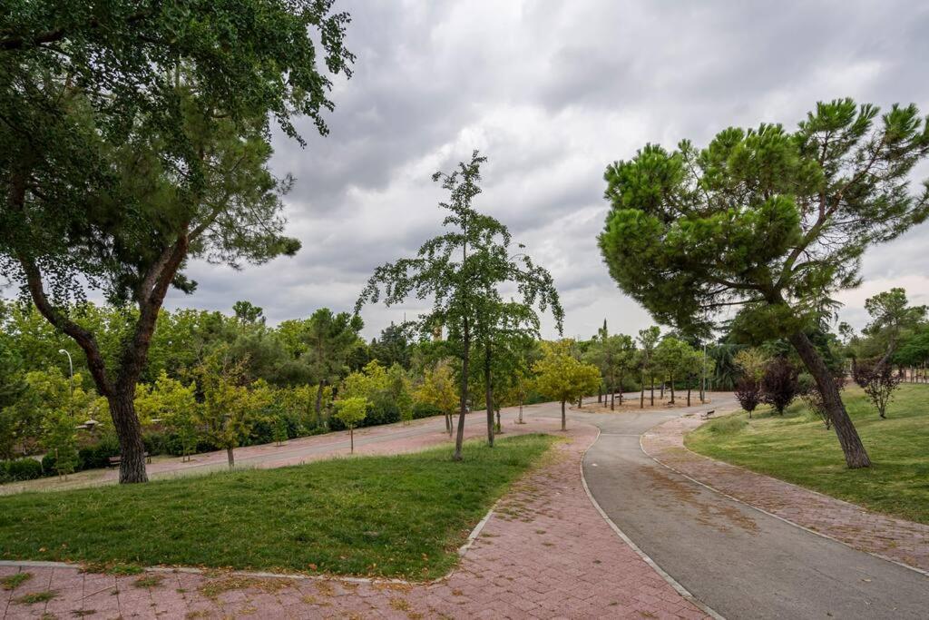 Arriaga Alto- Coqueto Duplex. Parking Gratuito Apartment Madrid Ngoại thất bức ảnh